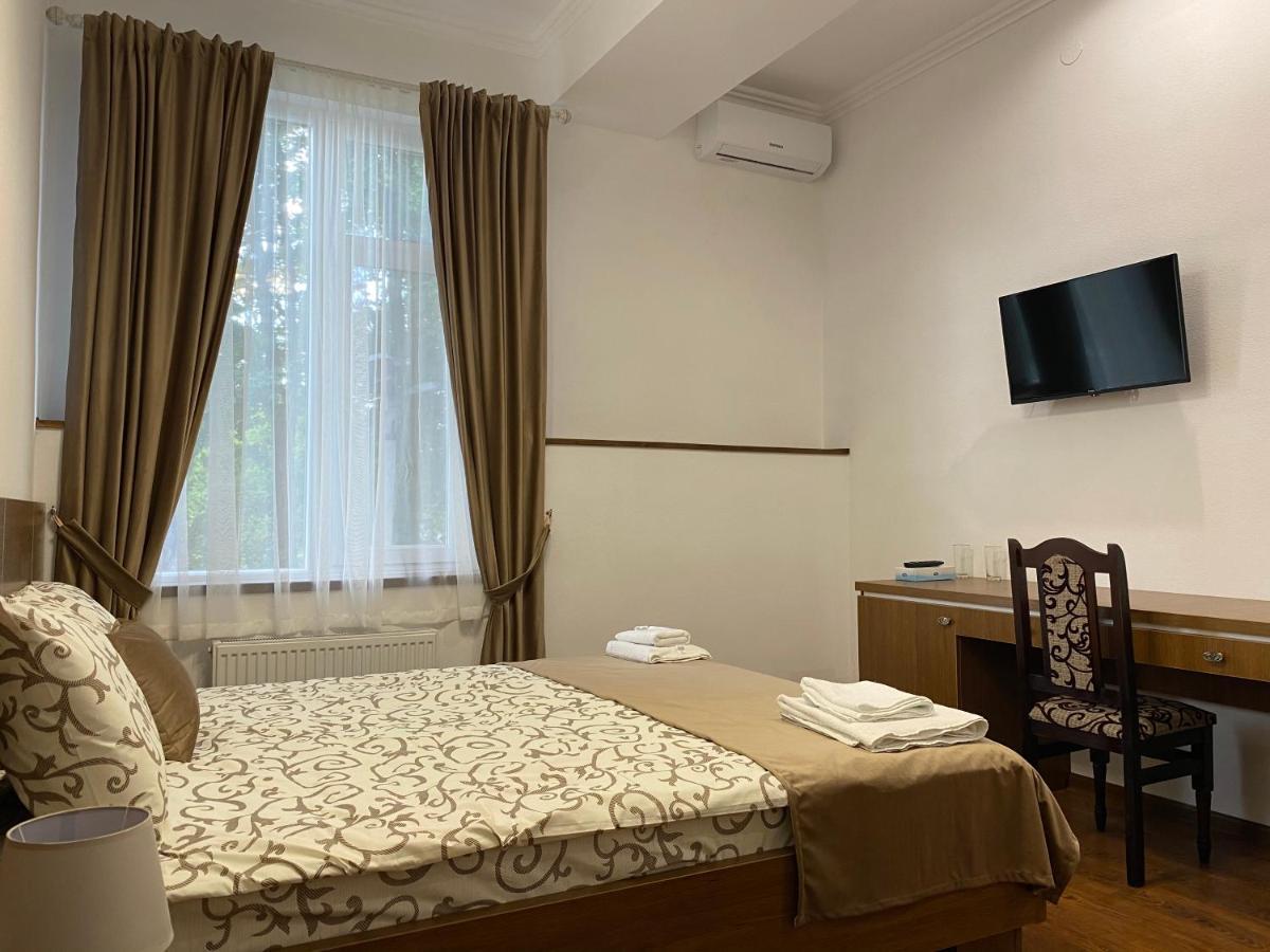 Grand Hotel Mohyliv-Podilskyi Luaran gambar