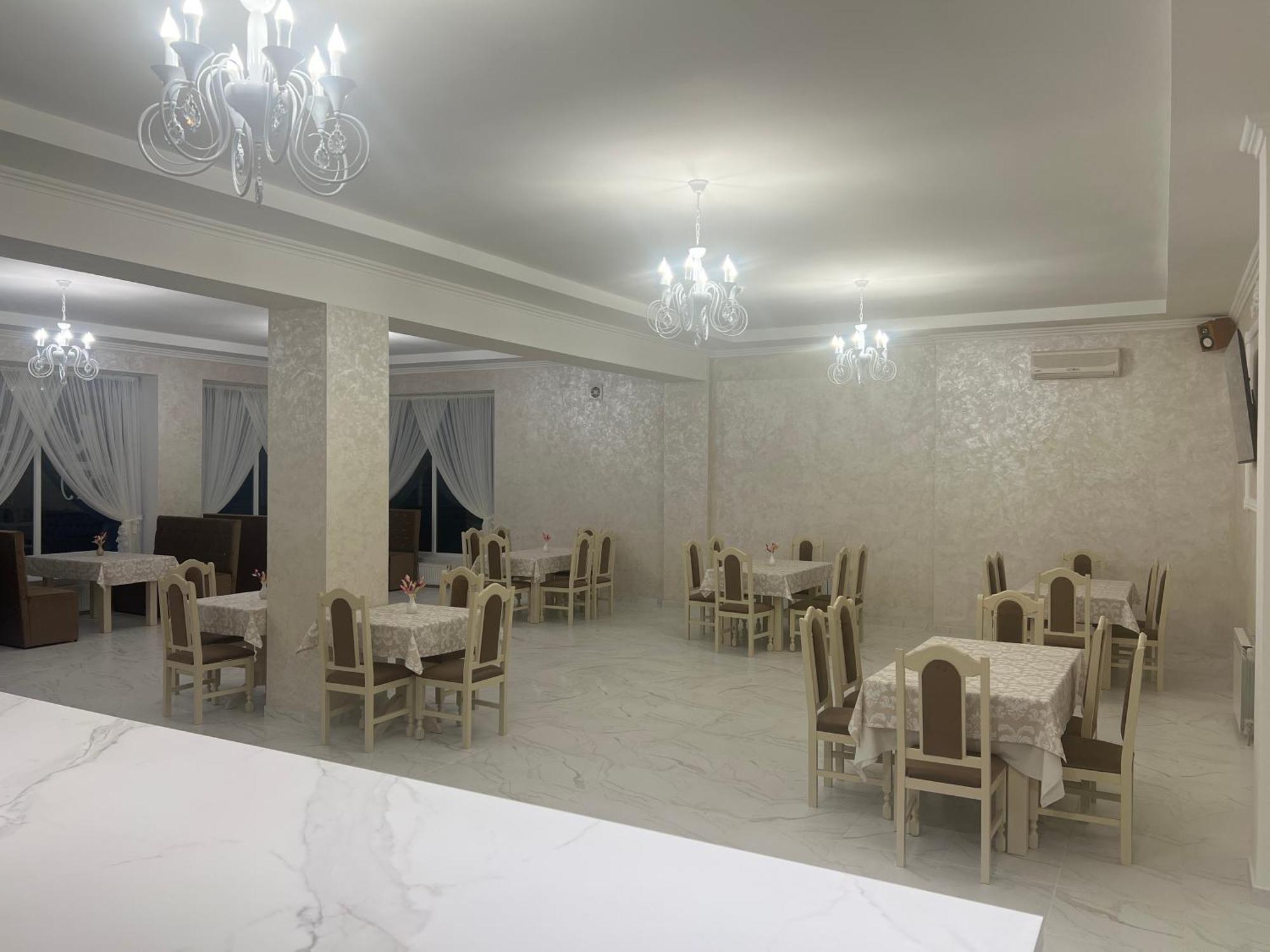 Grand Hotel Mohyliv-Podilskyi Luaran gambar