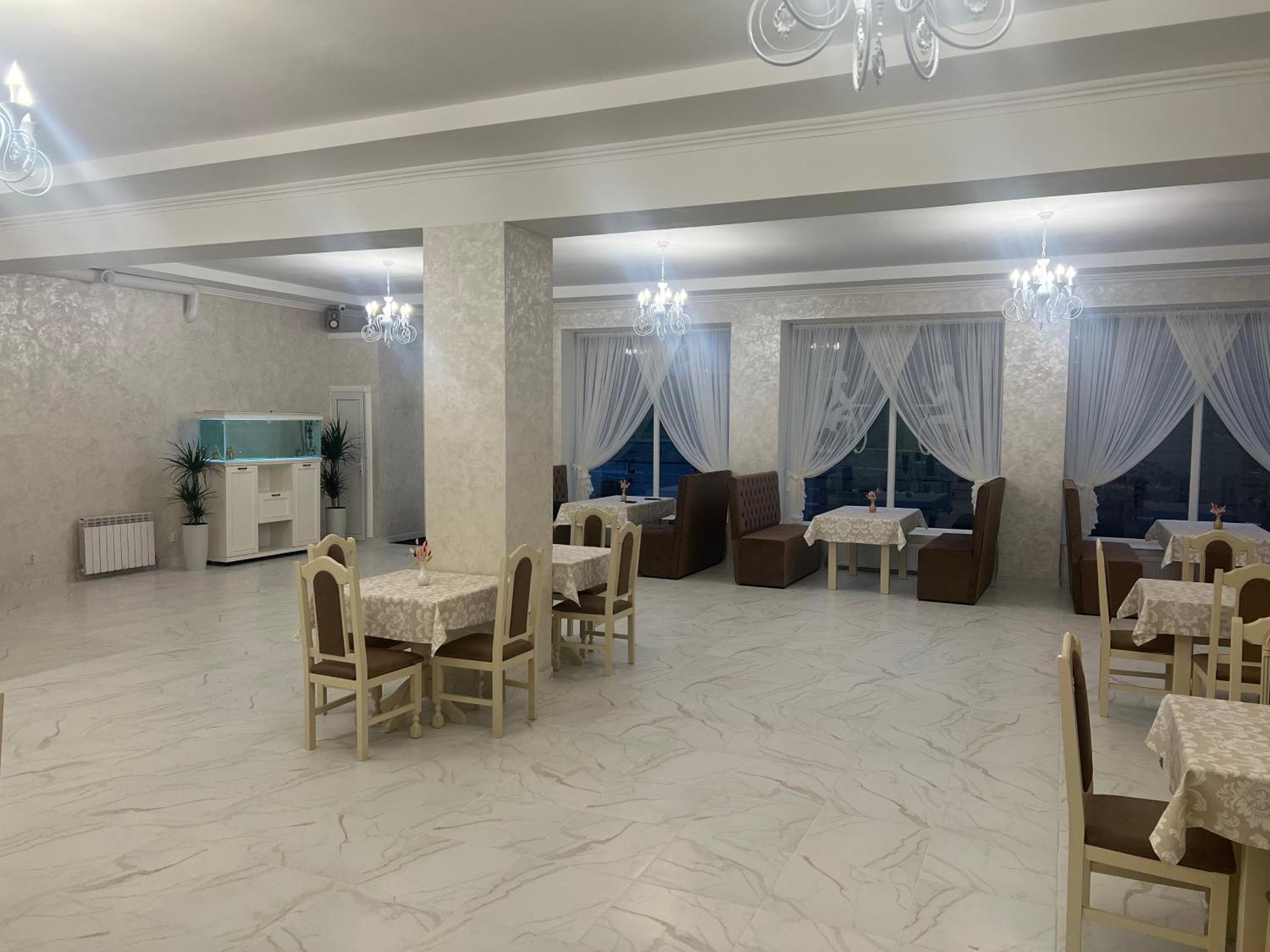 Grand Hotel Mohyliv-Podilskyi Luaran gambar